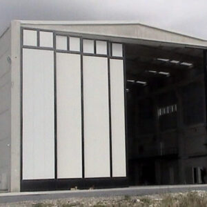 Hangar Kapıları